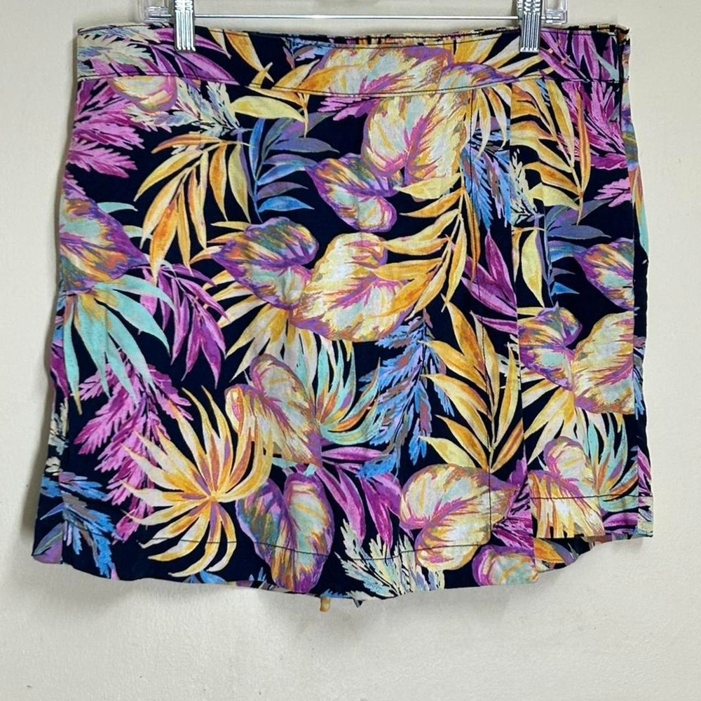 St John's Bay Skort Women 18 Blue Tropical Leaf Linen Blend Wrap Front Casual - Picture 1 of 7